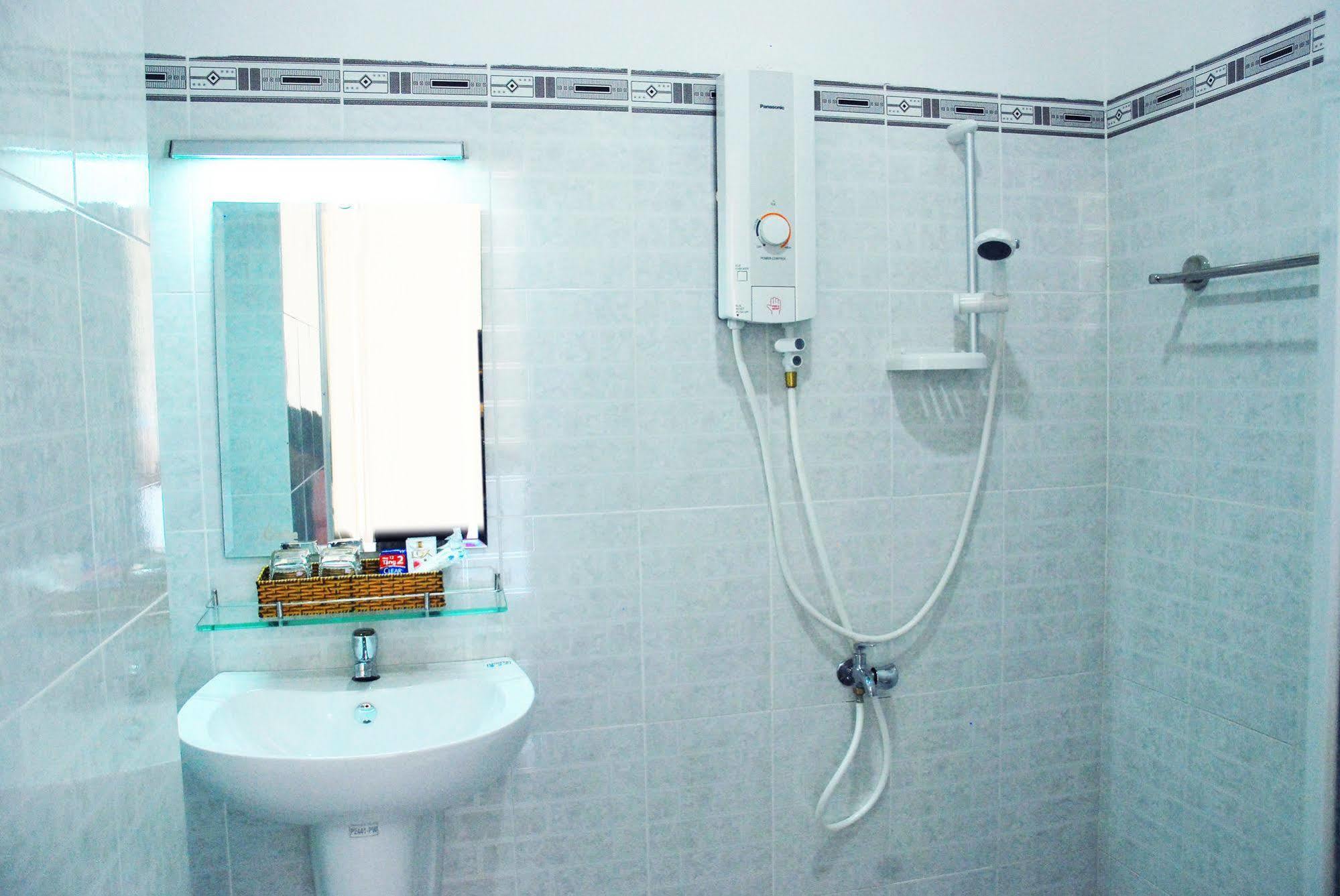 Kinh Bac Hotel Phu Quoc Buitenkant foto